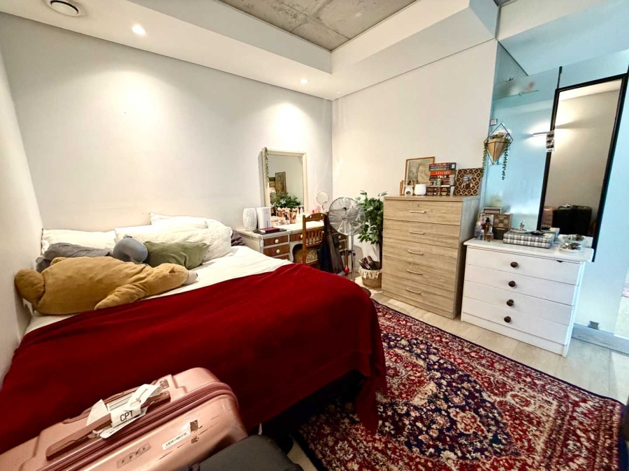 To Let 2 Bedroom Property for Rent in Woodstock Western Cape